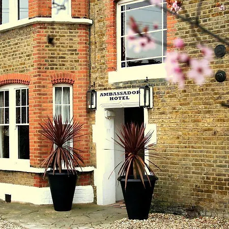 The Ambassador Heathrow Hotel-2